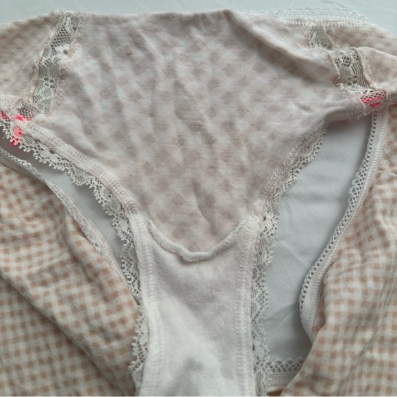 Victoria’s Secret lined perfect coverage checkered bra and hiphugger panty - Picture 12 of 16